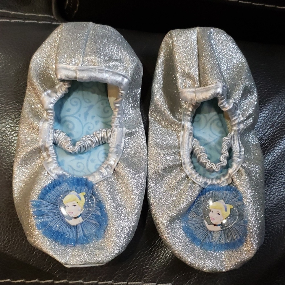 Toddler girls Cinderella slippers